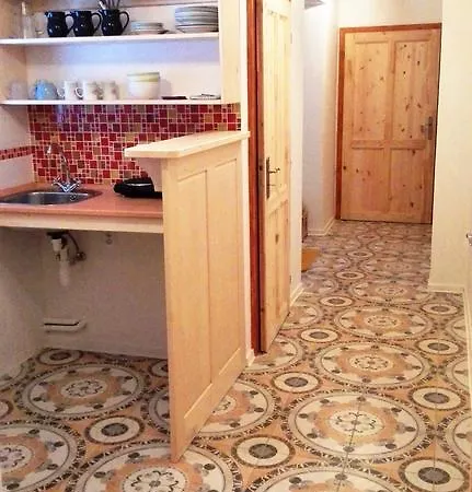 Casa de hóspedes Mir 3*