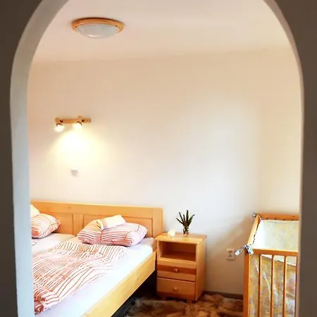 Konukevi Mir 3*